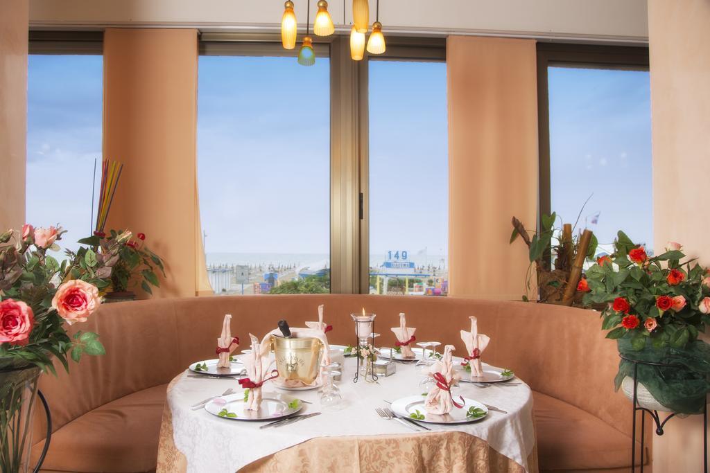 Hotel Usa Rimini Kültér fotó
